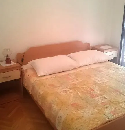 Alenka Apartament Primošten