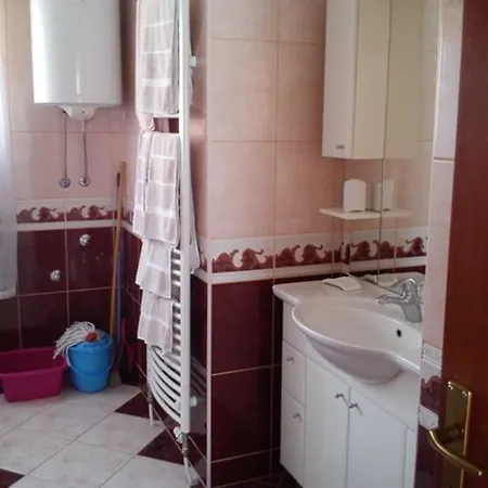 Alenka Apartman *